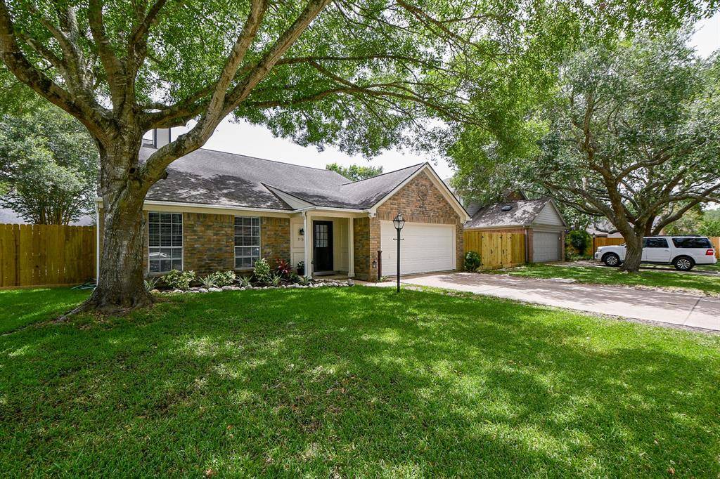 Pearland, TX 77584,5110 Spring Circle DR