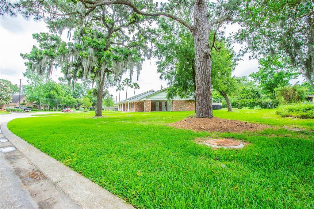 Seabrook, TX 77586,1051 Shorewood DR