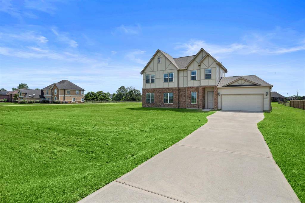 Rosharon, TX 77583,803 Lakeland CIR