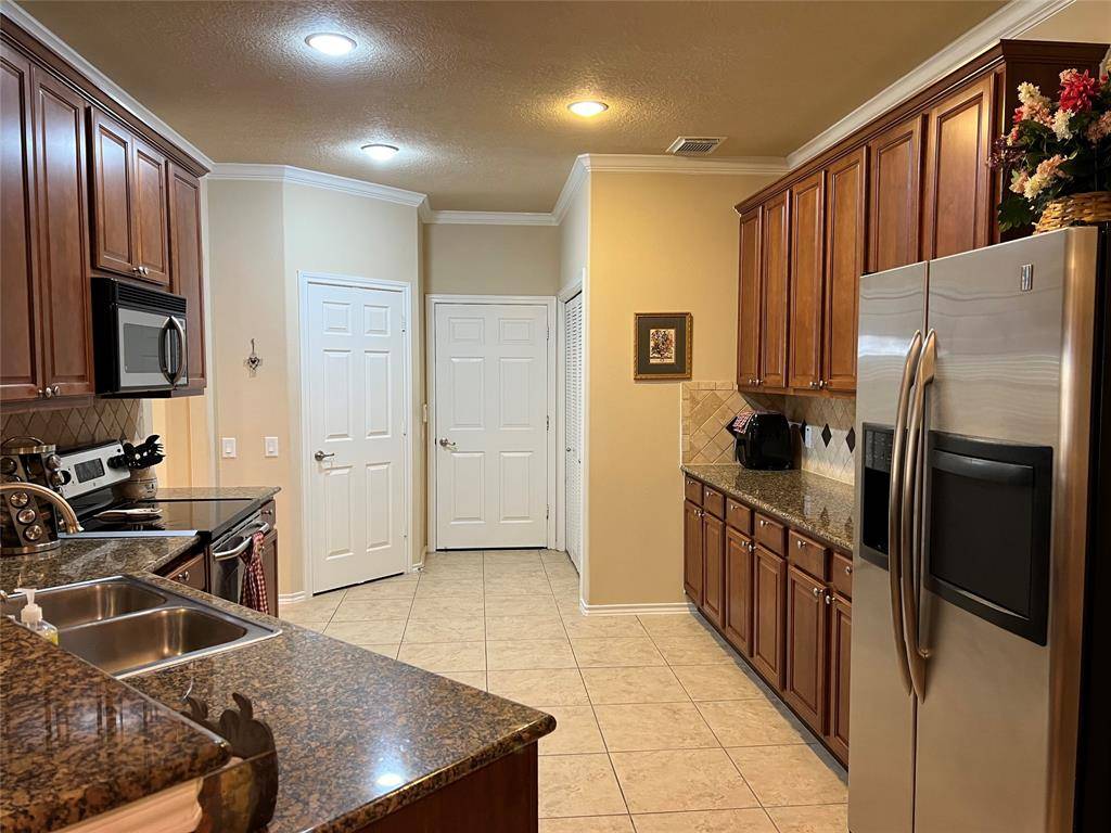 Katy, TX 77494,5330 Greenbrae LN