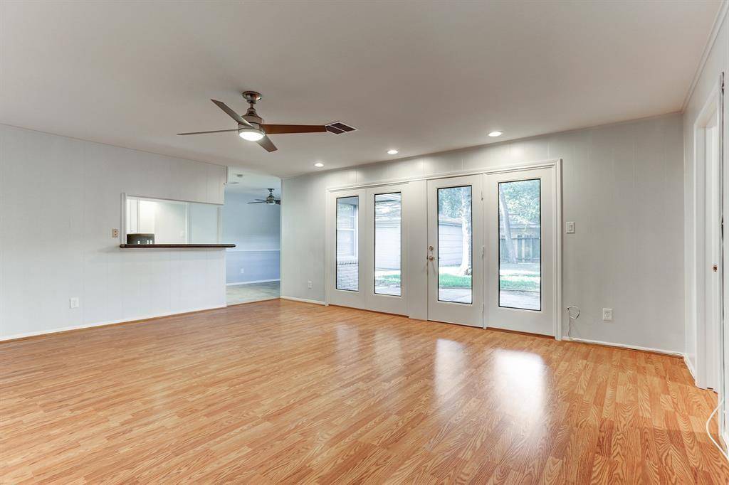 Houston, TX 77096,5734 Spellman RD