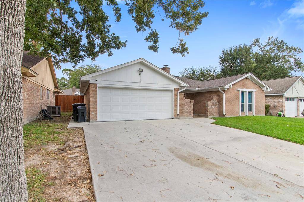 Spring, TX 77373,5611 Rivergate DR