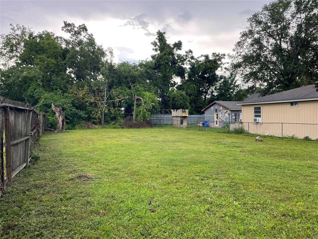 Tomball, TX 77375,207 Texas ST