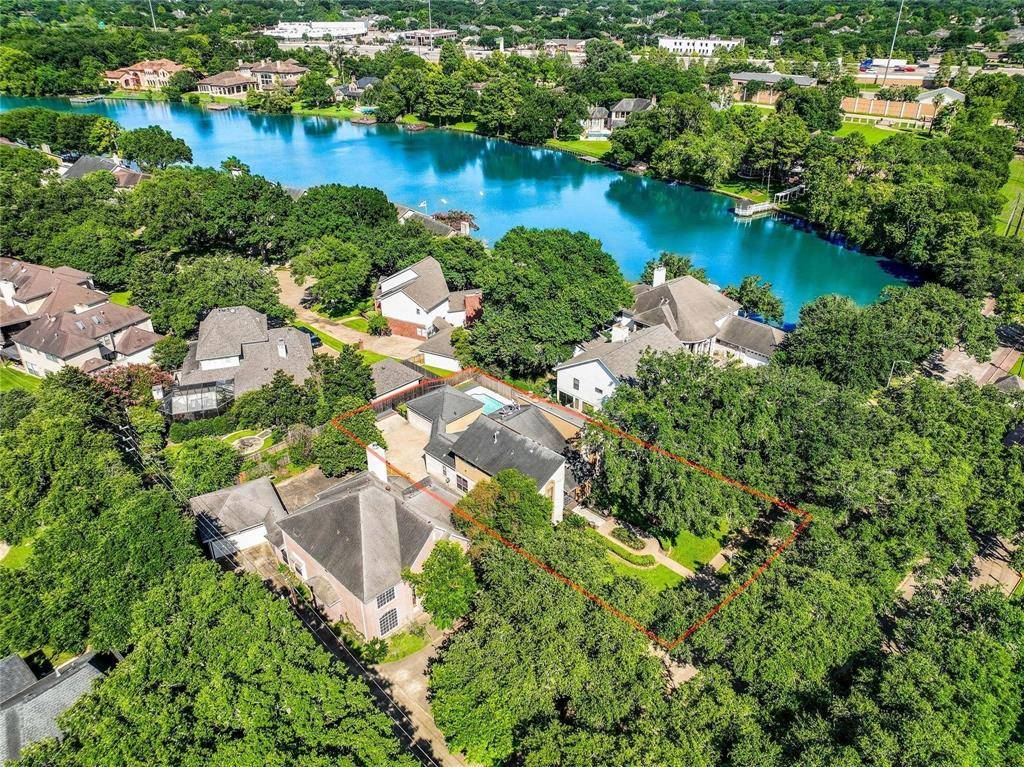 Sugar Land, TX 77478,1111 Sugar Lakes DR