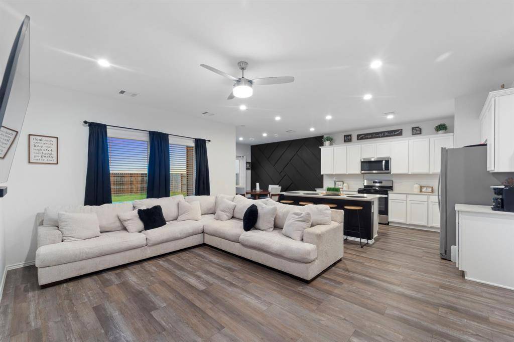 Crosby, TX 77532,17942 Sommerset Falls LN