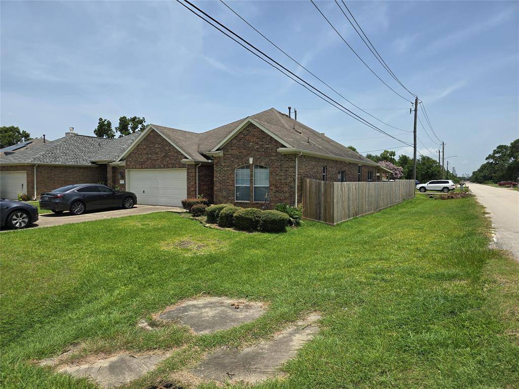 La Porte, TX 77571,71 N Forrest AVE