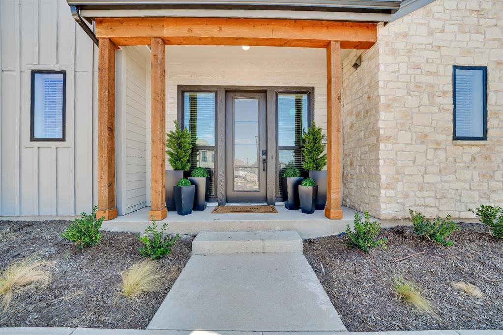 Marble Falls, TX 78654,1601-304 Mustang DR