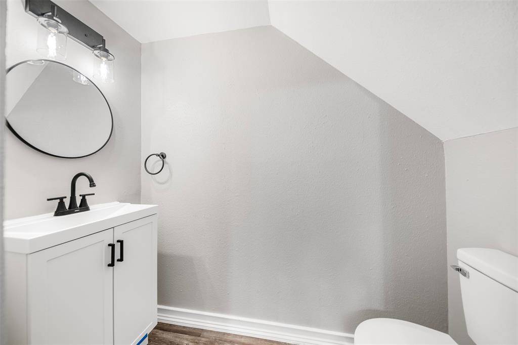 Houston, TX 77054,2626 Holly Hall #101