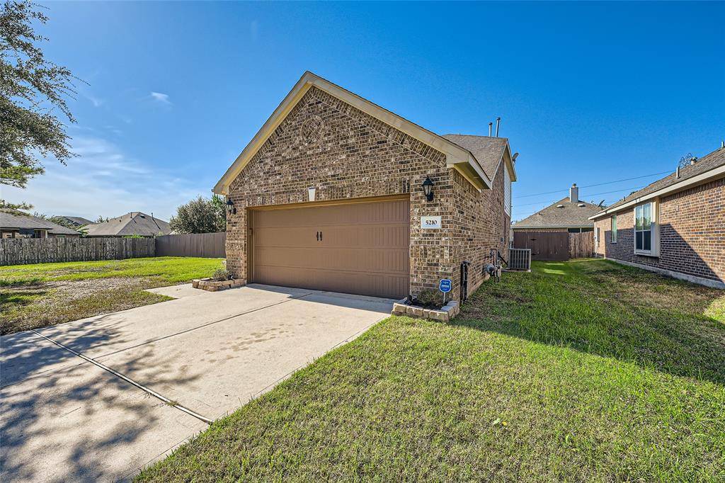 Rosharon, TX 77583,5210 Southern Orchard LN