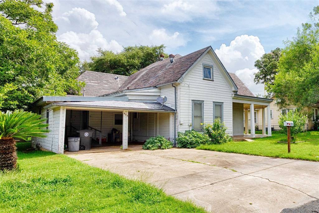 Schulenburg, TX 78956,705 Baumgarten ST