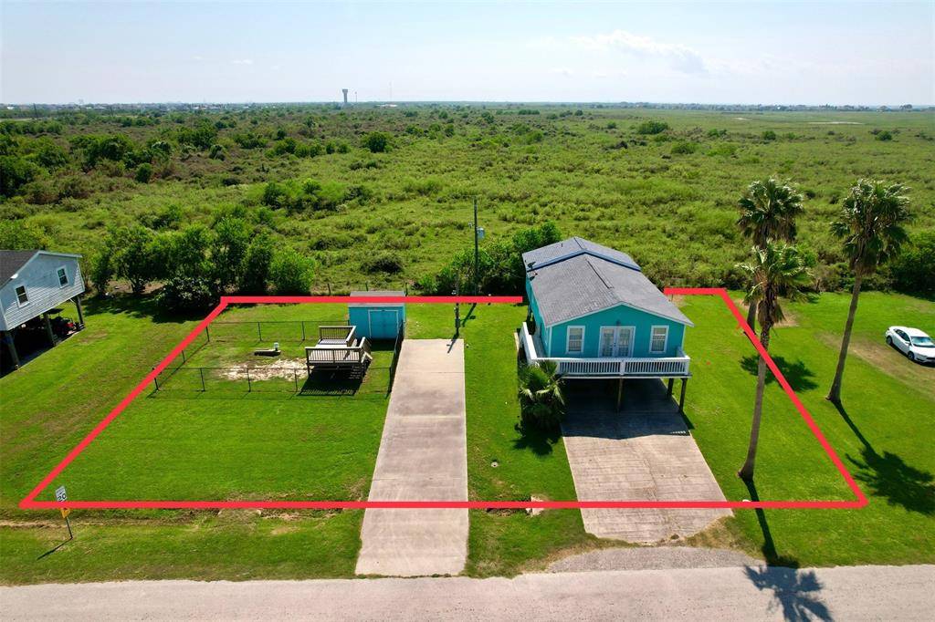 Crystal Beach, TX 77650,1089 MELODY LN