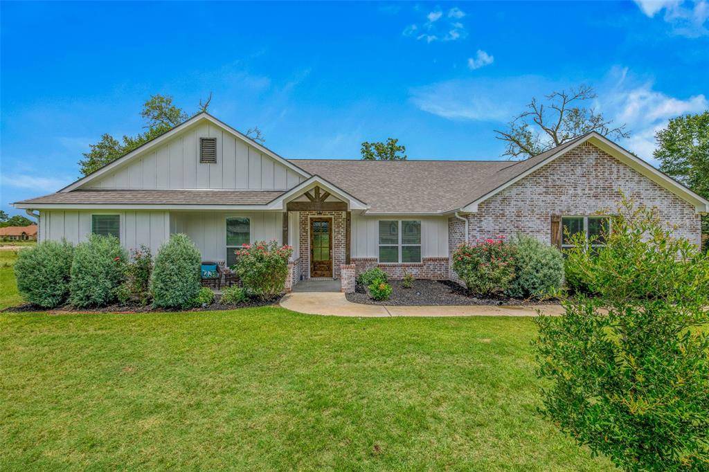 Iola, TX 77861,9868 Albert DR