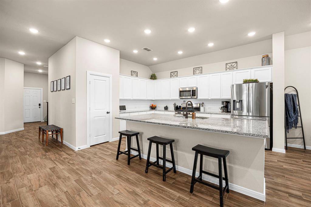 Iowa Colony, TX 77583,10419 Hay Meadow DR