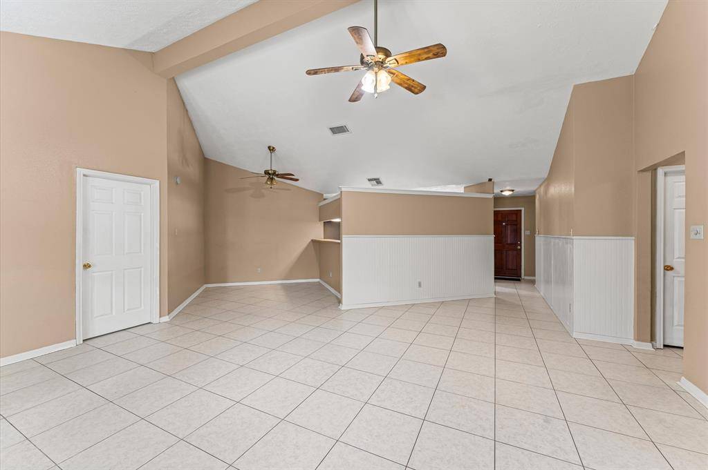 League City, TX 77573,425 Starborrough DR