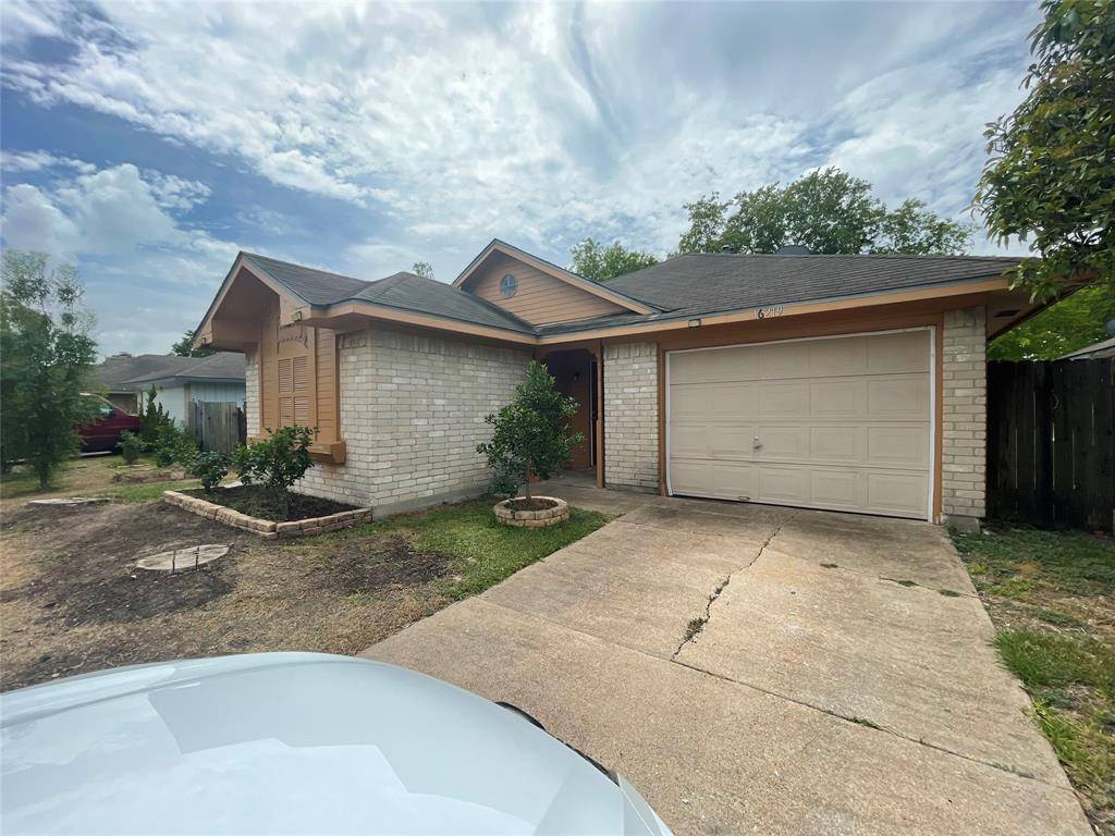 Houston, TX 77083,16219 Beechnut ST