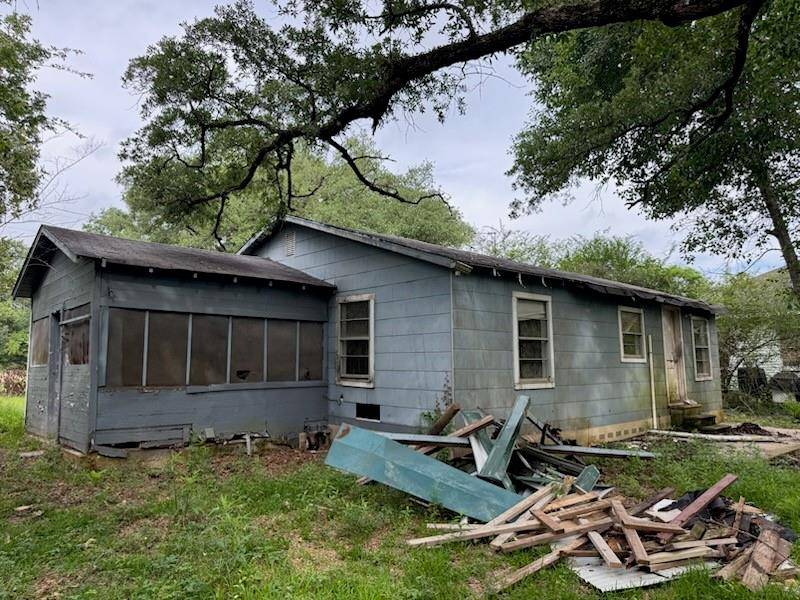 Woodville, TX 75979,725 CR 1040