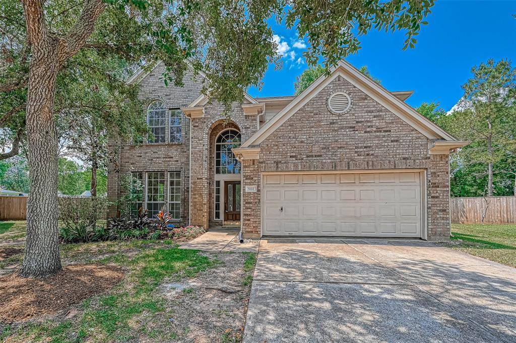 Sugar Land, TX 77479,502 Deer Hollow DR