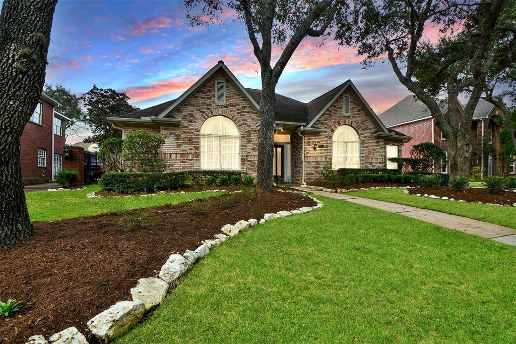 Sugar Land, TX 77479,7010 Greatwood Trails CT