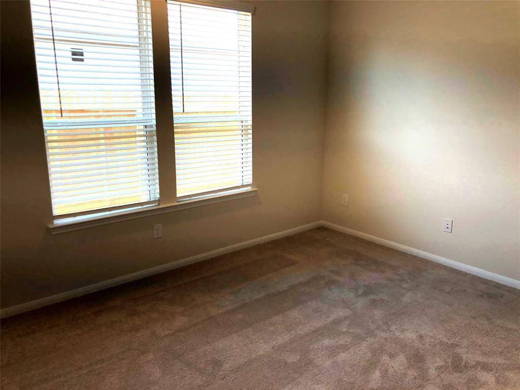 Tomball, TX 77375,19327 Sandy Woods DR