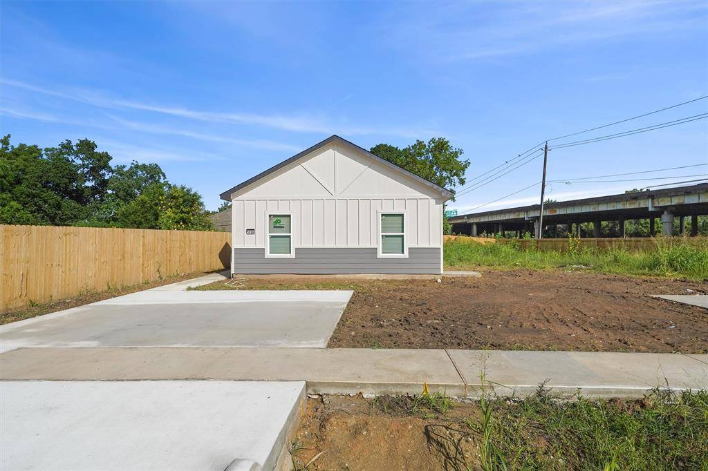 Houston, TX 77051,1026 Theresa ST