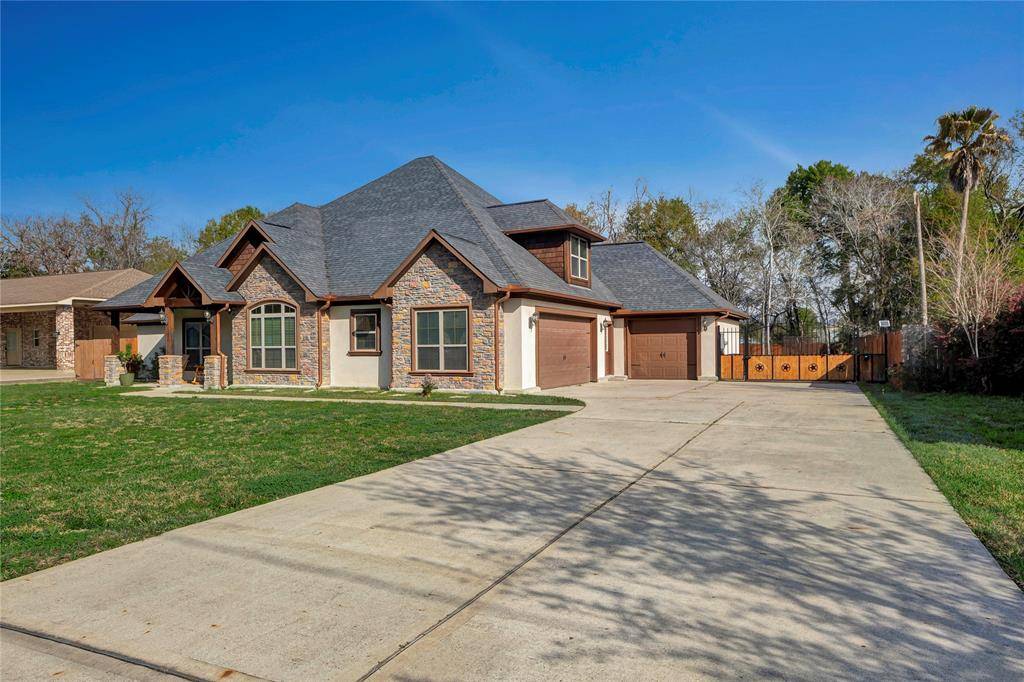 Highlands, TX 77562,122 Whites Lake Estates DR