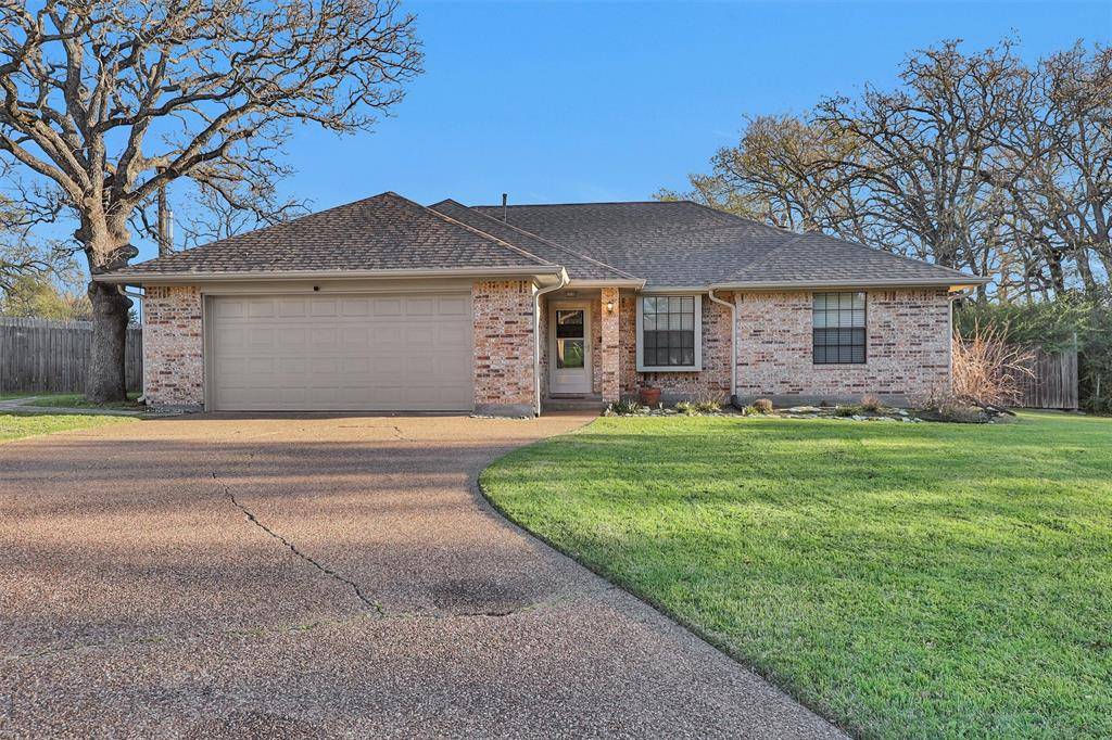 Bryan, TX 77807,2002 Sandalwood LN