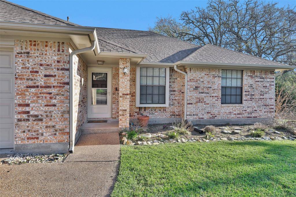 Bryan, TX 77807,2002 Sandalwood LN