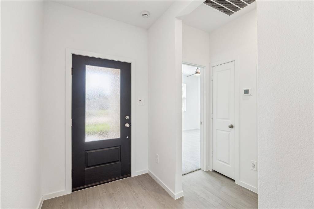 Willis, TX 77378,942 Garden Path DR