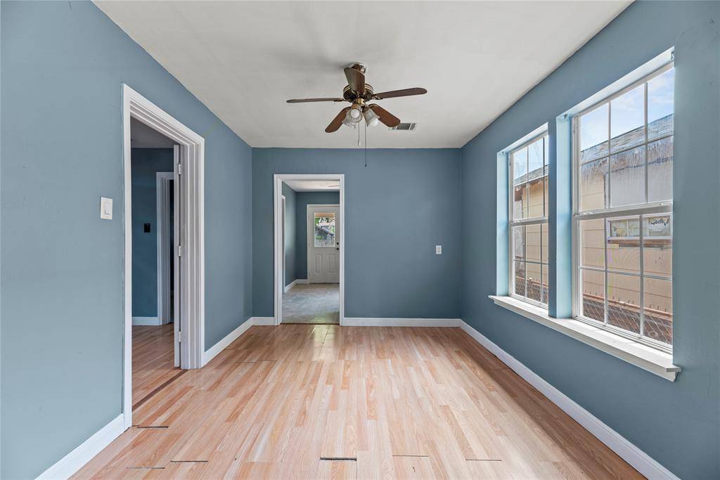 Houston, TX 77011,7039 Avenue L