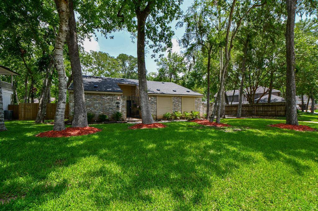 Richmond, TX 77406,1710 Wildwood LN