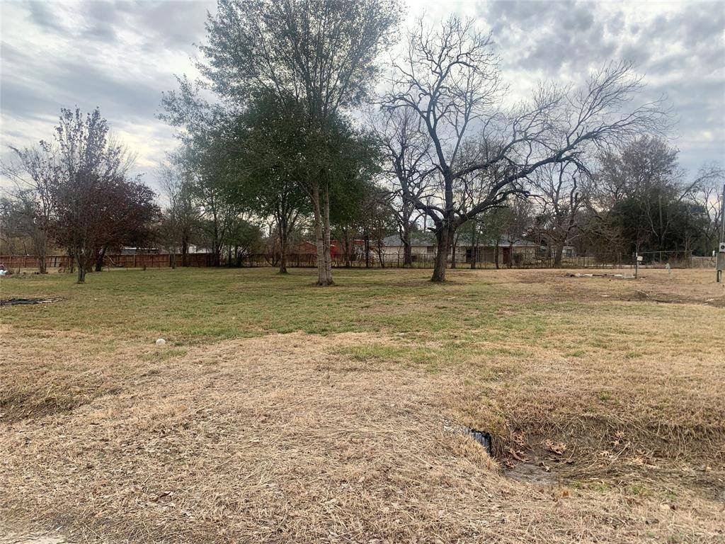 Richards, TX 77873,5252 Colorado ST