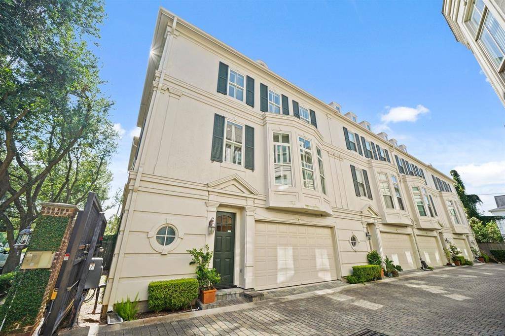 Houston, TX 77025,4009 Bellefontaine ST