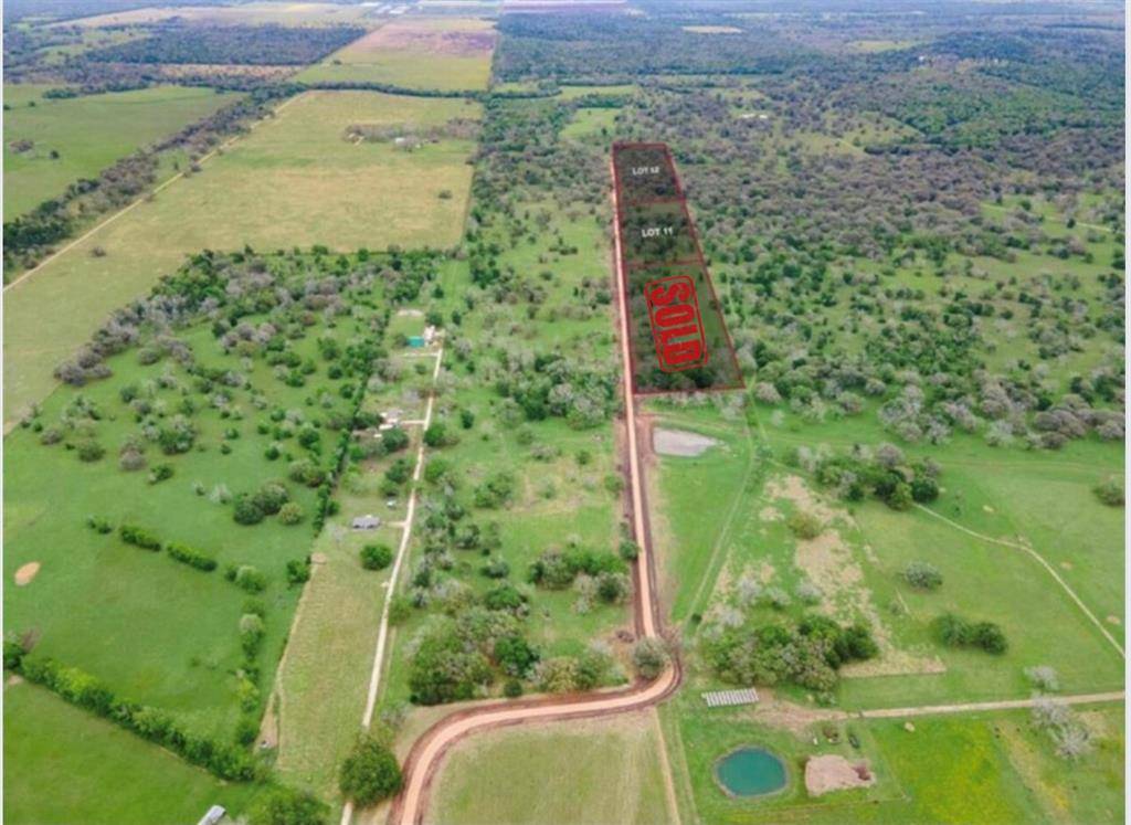 Van Vleck, TX 77482,430 Valley Oaks DR