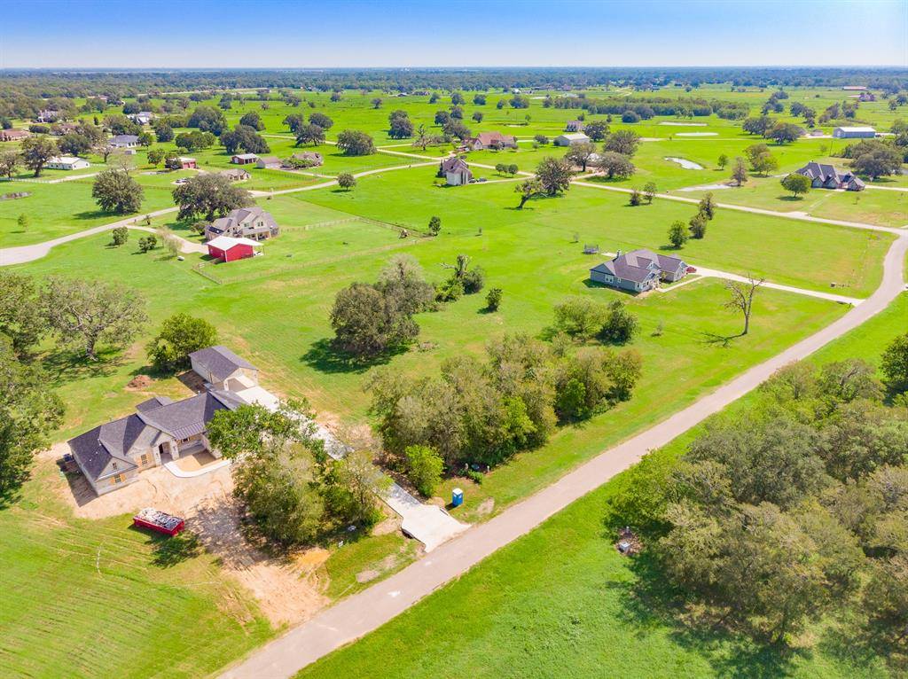 Rosharon, TX 77583,2902 Horse Trail DR