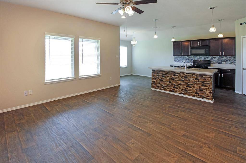 Katy, TX 77449,5438 Creekside Ridge TRL