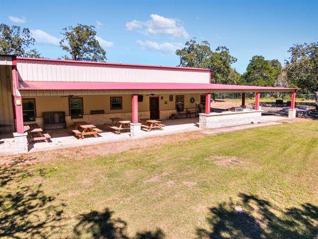 Cistern, TX 78941,6328 FM 2237