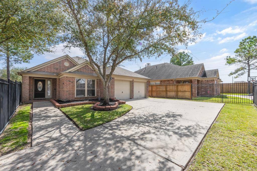 Houston, TX 77095,17603 Burkhart Ridge DR