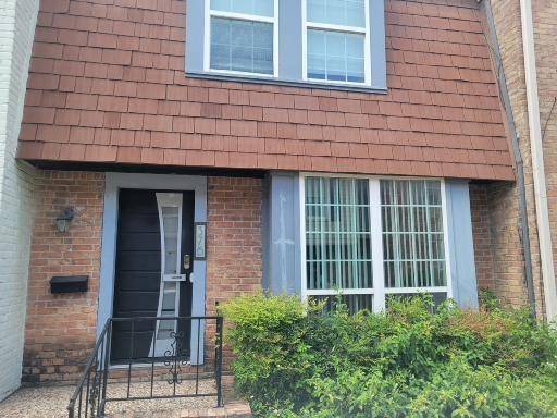 Houston, TX 77024,376 N Post Oak LN