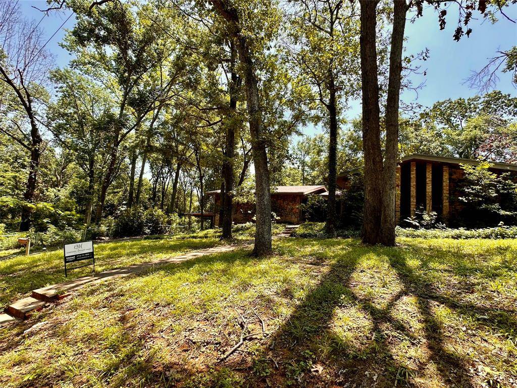 Palestine, TX 75801,122 Berkley DR