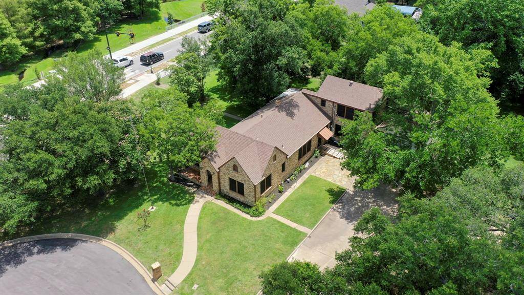 Bryan, TX 77803,409 N Hutchins ST