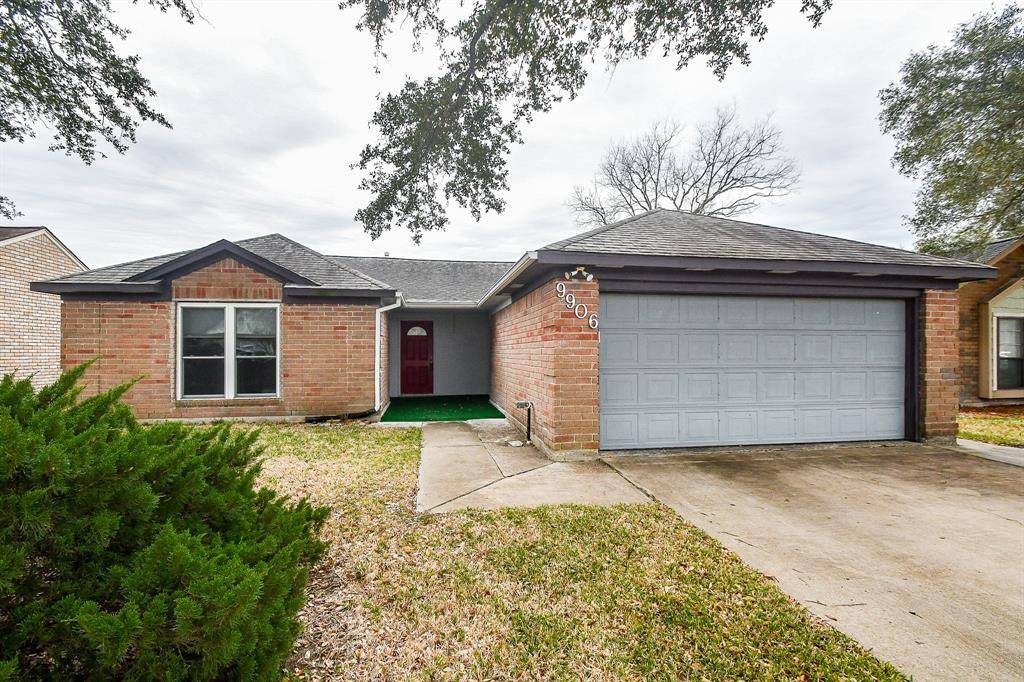 La Porte, TX 77571,9906 Brookview DR