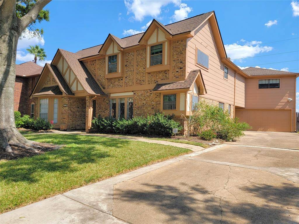 Sugar Land, TX 77498,110 Shadow Wood DR