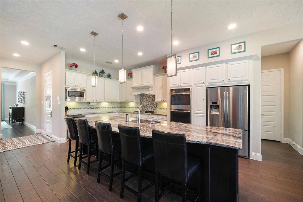 Tomball, TX 77375,37 Maize Flower PL