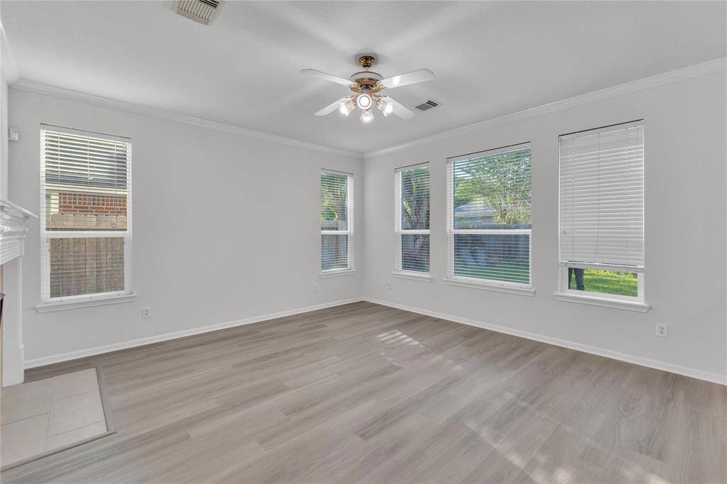 Sugar Land, TX 77479,5523 Santa Chase LN