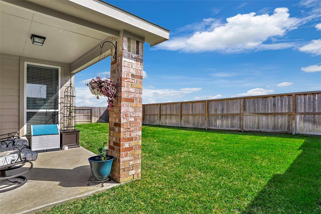 Montgomery, TX 77356,142 Dina LN