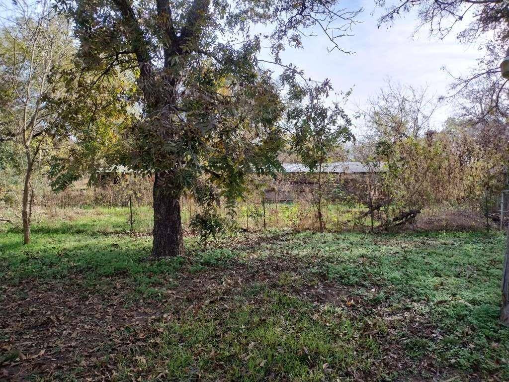 Blanket, TX 76432,611 4th ST