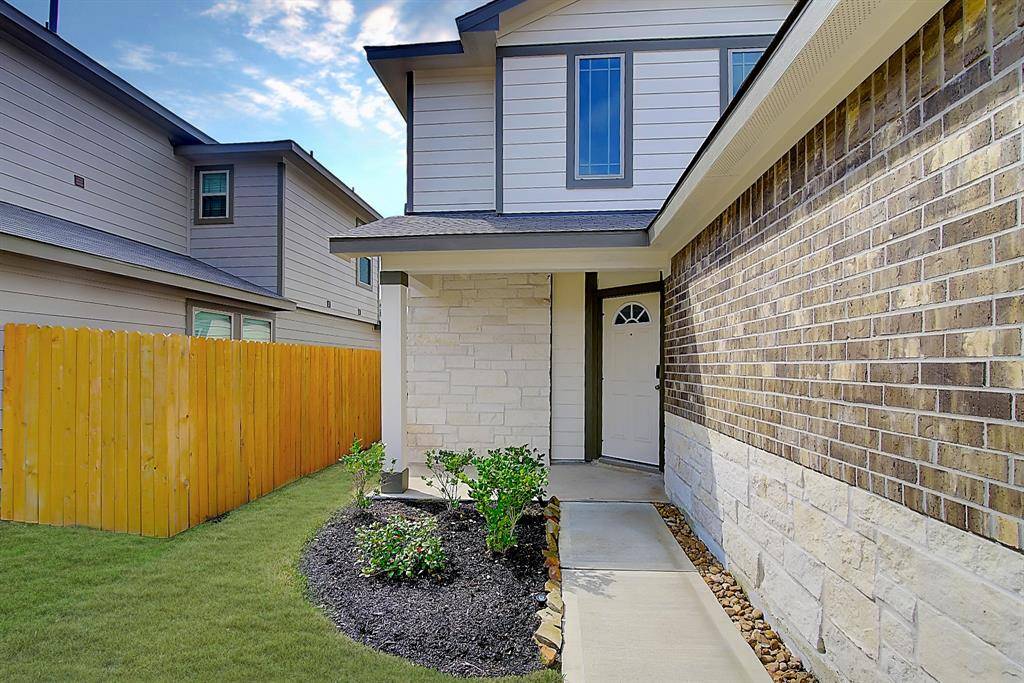 Conroe, TX 77302,14316 Broadleaf CT