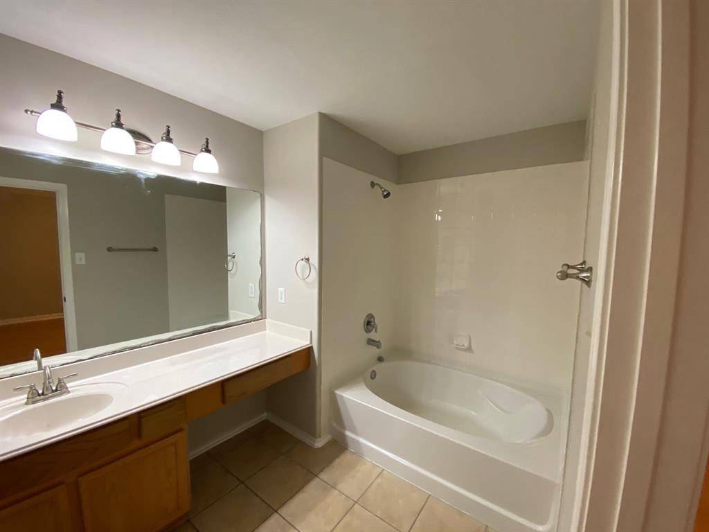 The Woodlands, TX 77382,38 W Sage Creek PL