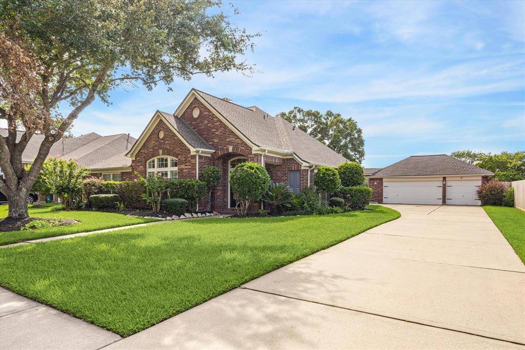 Friendswood, TX 77546,815 Mockingbird LN