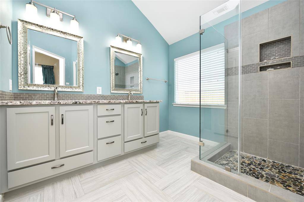 Rosenberg, TX 77469,711 Shenandoah Falls LN
